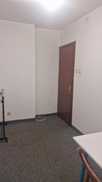 Mosilor, Eminescu, Pizza Hut, 8 minute pana la metrou